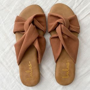 Lulu's Tan Knotted Sandals